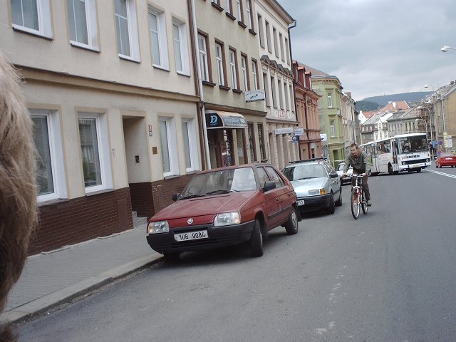 Steile Straßen aus Dĕčin heraus