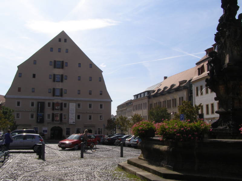 Zurück in Zittau, das Salzhaus auf der Neustadt