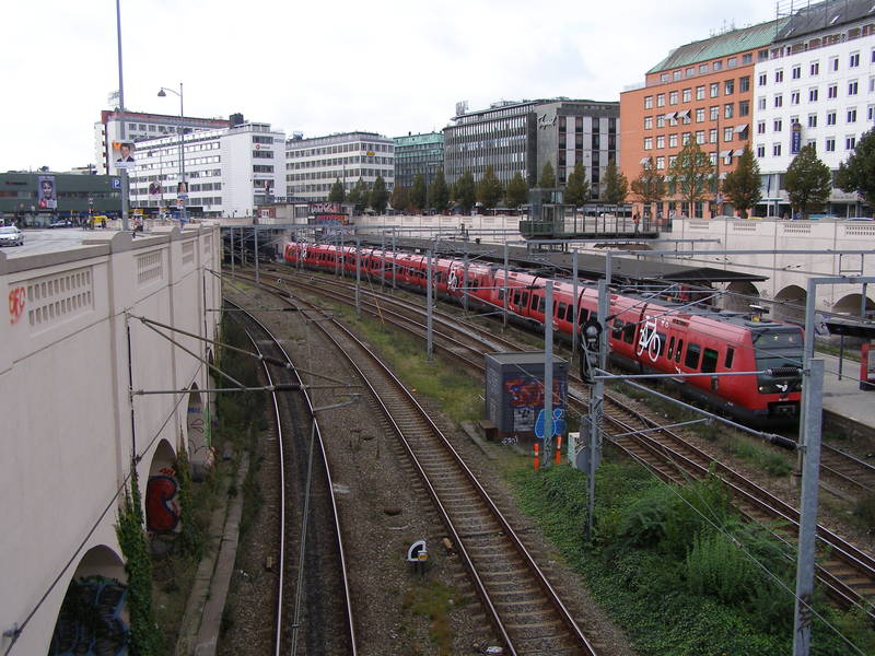 Bahnhofeinfahrt in Kopenhagen
