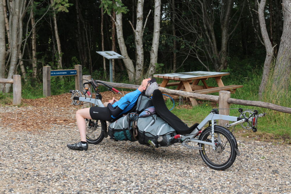 Viele Kilometer, bergauf, bergab und der Wille, die schwangere Stokerin nicht zu sehr zu belasten, machen auf Dauer auch müde...
