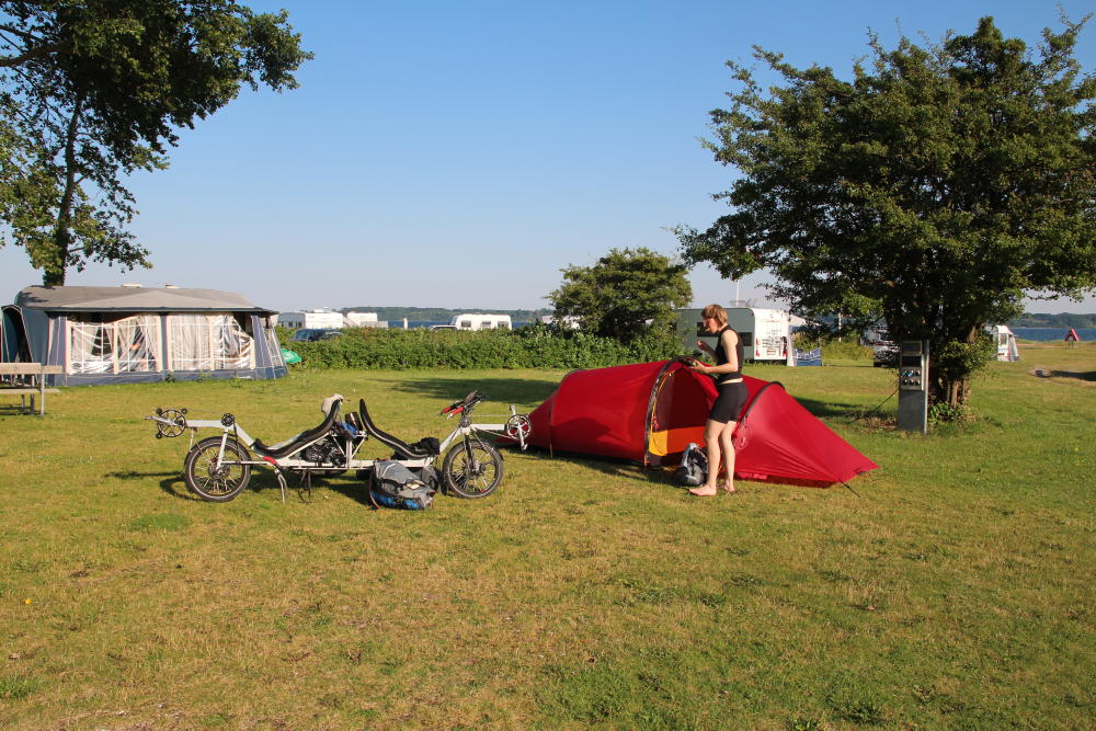 Letzter Campingplatz in Dänemark mit eiskaltem Meerwasser zum Abkühlen.
